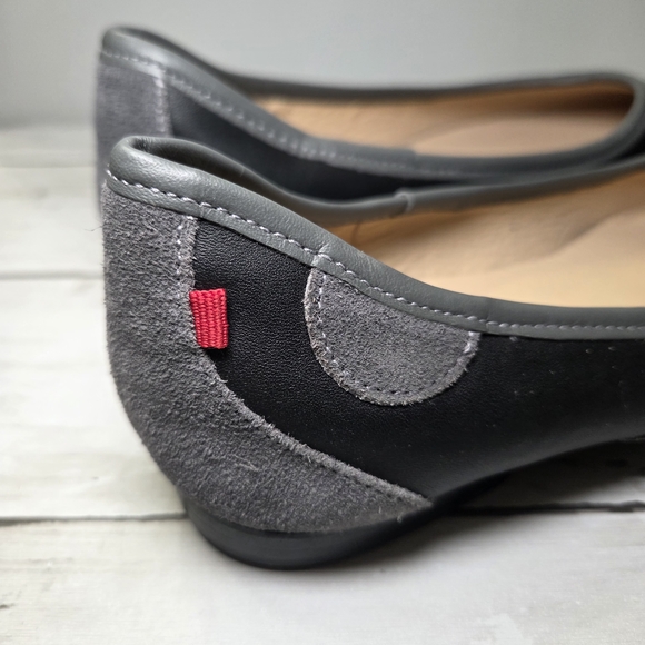 Marc Joseph Gray and Black Women's Flats - Picture 3 of 9